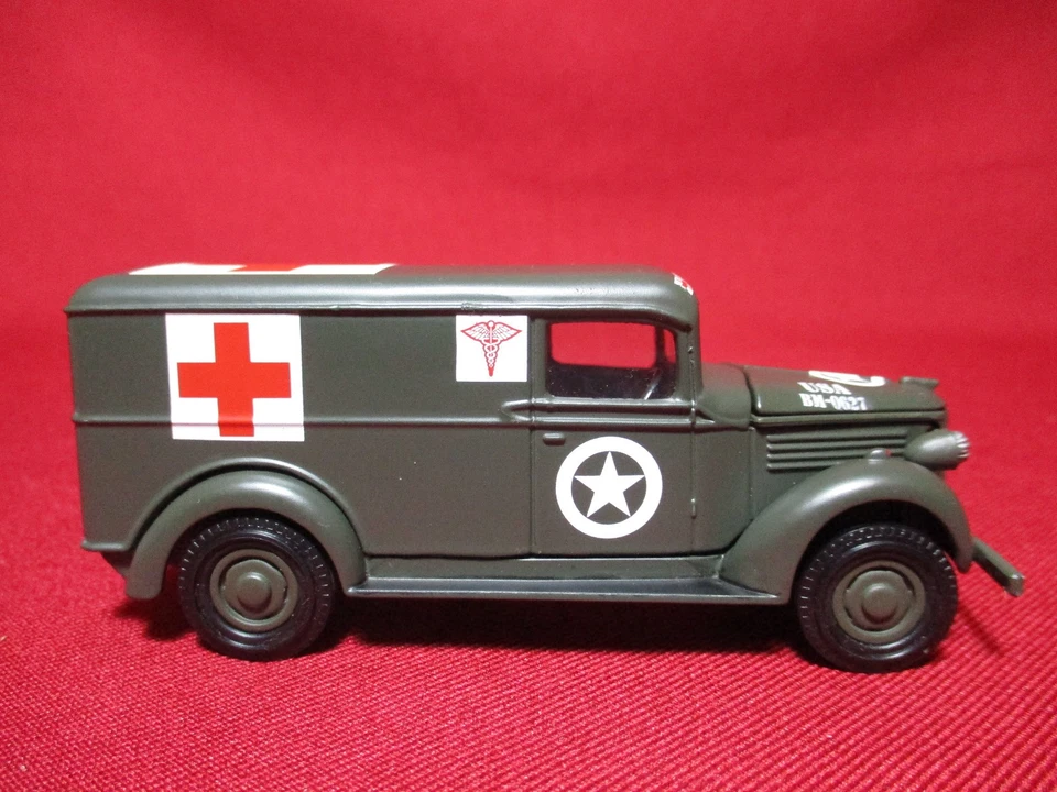 1:43 1937 GMC Ambulance Van US Army Military Matchbox Models of Yesteryear MIB - Image 4 of 4