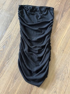 Schwarzes enges Kleid
