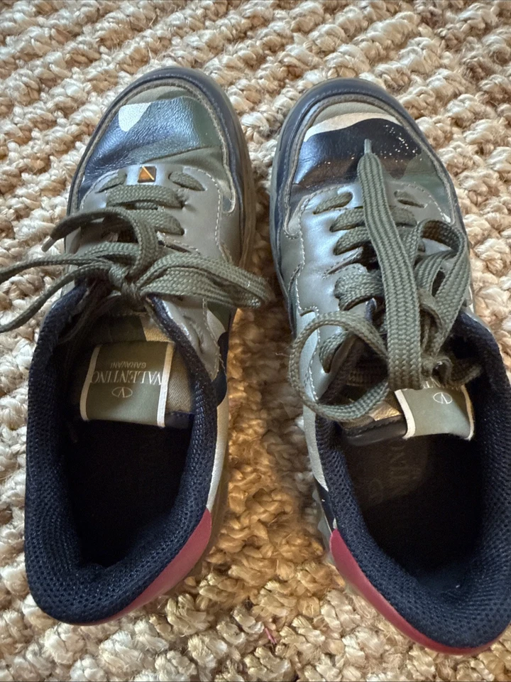 Zapatilla deportiva para mujer Valentino Garavani Rock Stud camuflada 7 Foto 4 de 4