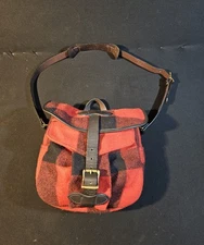 Filson Small Wool Bag 70100 Red/Black Field Messenger Bag