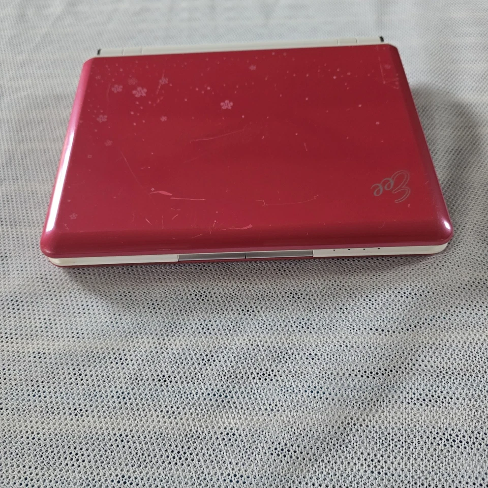 Asus Eee PC 901 , Intel Atom, 8.9" , NO HDD, 1Gb RAM,NO CHARGER TO TEST IT (237) - Image 2 of 4