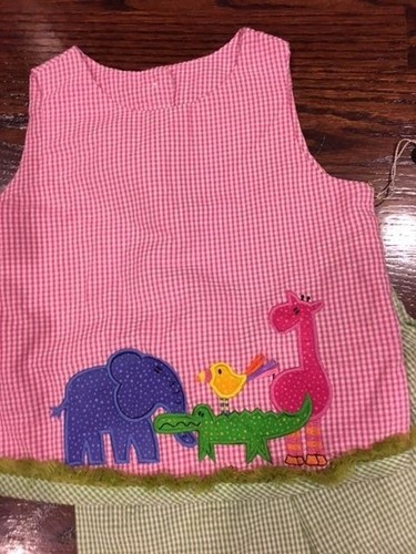 Picture Me Vintage NWT 6 Pink/green animal top/pant set Alligator/ Elephant - Picture 2 of 2
