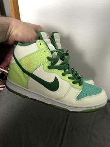 glow in the dark dunks