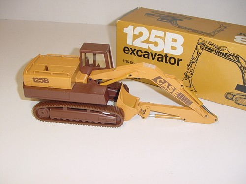 1/35 CASE 125B Excavator by NZG (#2965) NIB! Never Displayed! - Picture 2 of 4