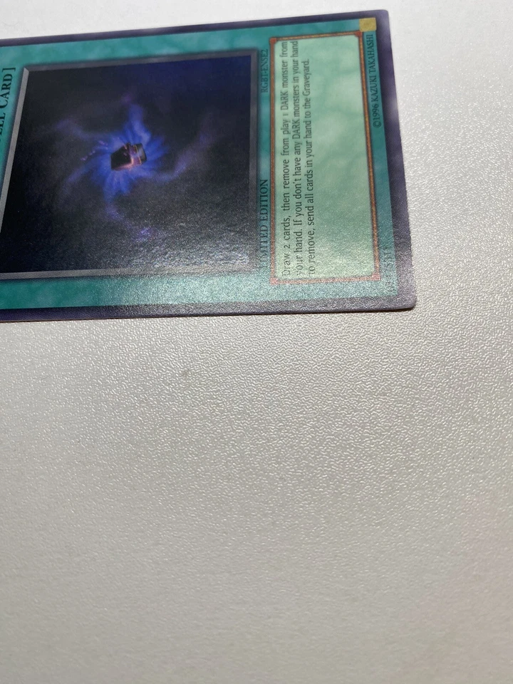Yugioh Misprint Allure Of Darkness Limited Edition Super Rare RGBT-ENSE2 HP - Image 4 of 4