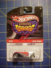 HOT WHEELS WAYNE'S GARAGE STREET RODDER 23/39! NIP REAL RIDERS CHASE INITIALS