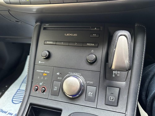 2015 Lexus CT 1.8 200h Advance CVT Euro 6 (s/s) 5dr HATCHBACK Petrol/Electric Hy - Picture 24 of 24