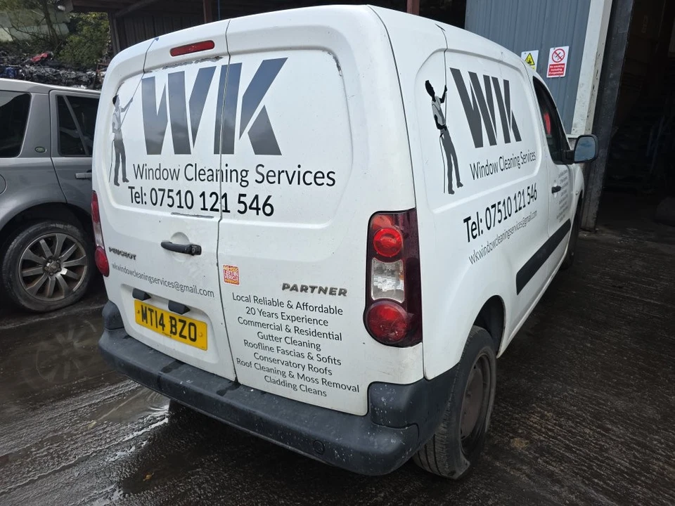 Cuadro de instrumentos Peugeot Partner Mk2 Hdi S 2008-2018  Foto 4 de 4