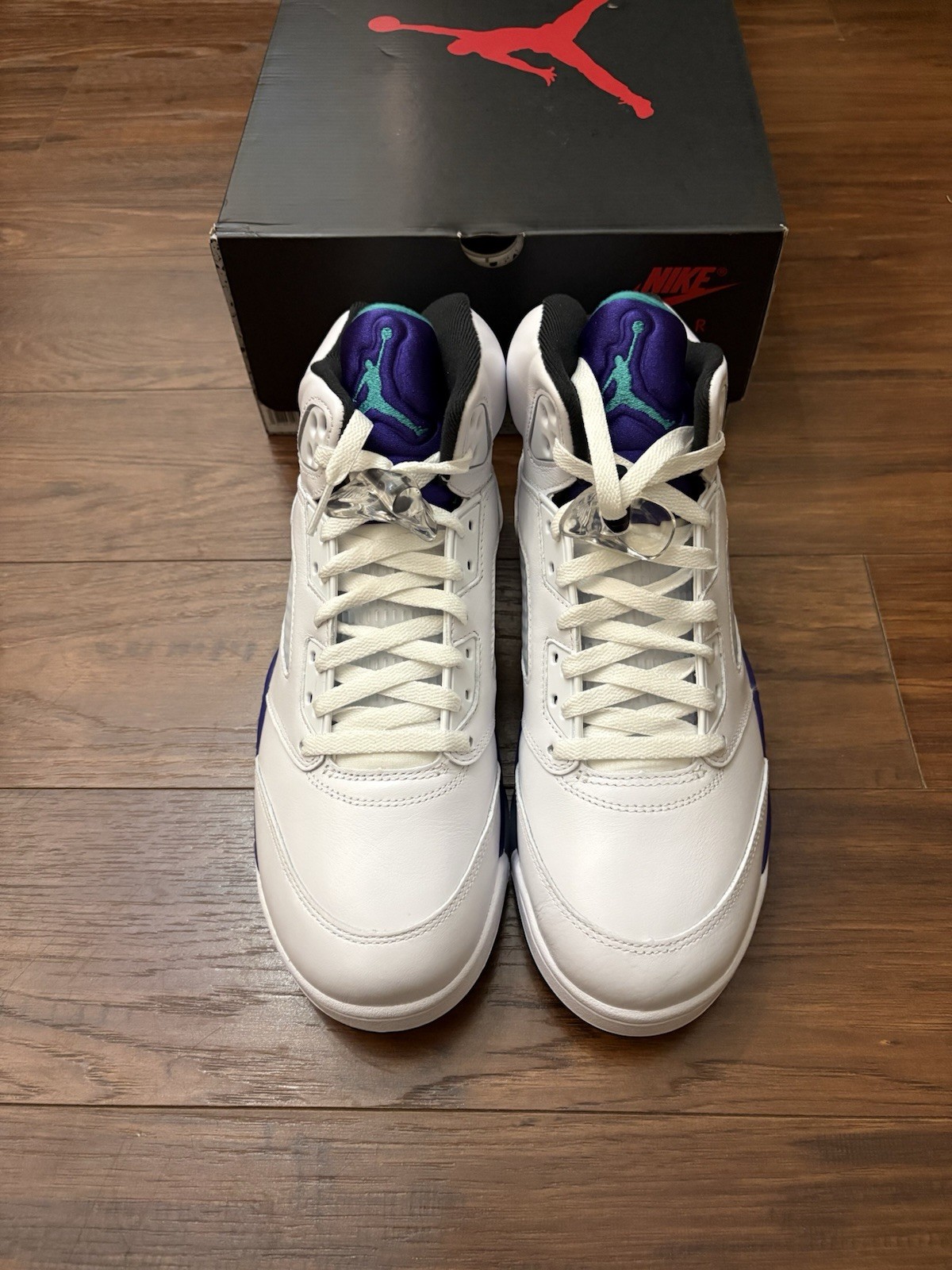 Nike Air Jordan 5 Retro Grape HQ7978-100 Size 10.5 Men’s Brand New Fast Ship thumbnail 3