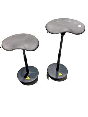 Focal Upright Pivot Seat Leaning Stool