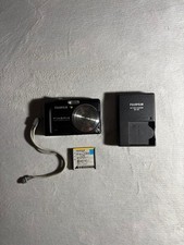 FUJIFILM FinePix F60fd 12MP Digital Camera Tested Fujinon Lens