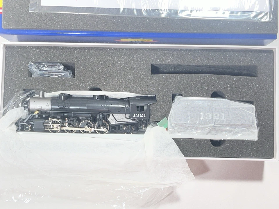 Athearn Genesis USRA 2-8-2 Light Missouri Pacific 1321 HO NOS Never Handled NIB - Image 3 of 4