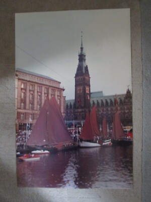 Kunstdruck Plakat Hamburger Rathaus Segelboote Traditionssegler 78 x 50,5  