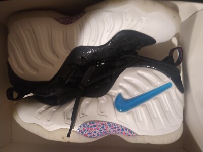 Nike Air Foamposite Pro GS 3-D White Blk Basketball Shoe  display picture 2