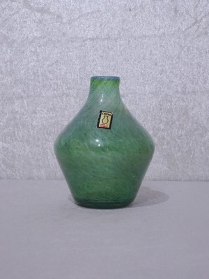 rqtVYz - Karcag Ungarn Design Glas Vase - Vintage um 1970 - Handmade - 12 cm
