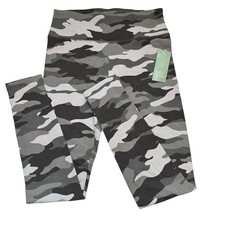 NWT Wild Fable Women's High Waisted Classic Camo Print Leggings Black/Grey Sz M