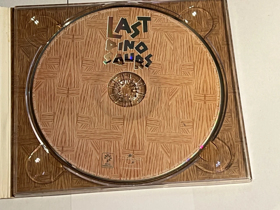 LAST DINOSAURS - BACK FROM THE DEAD (EP 5 TRACKS , 2010) - Image 3 of 4
