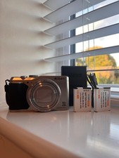 Nikon Coolpix S9900 Digital Camera 16.0 MP 30x Optical Zoom - Silver