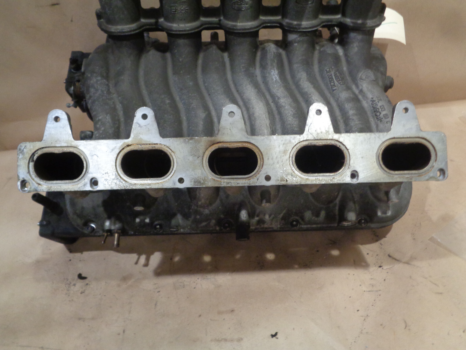 Lamborghini Gallardo Intake Manifold With Covers Part# 07L129565B/ 07L133433D
