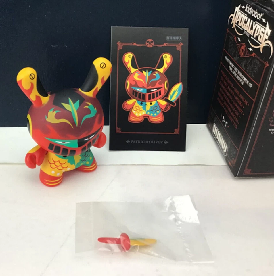 Figura Apocalypsf Dunny Kidrobot 2012 Caballero Patricio Oliver Foto 3 de 4