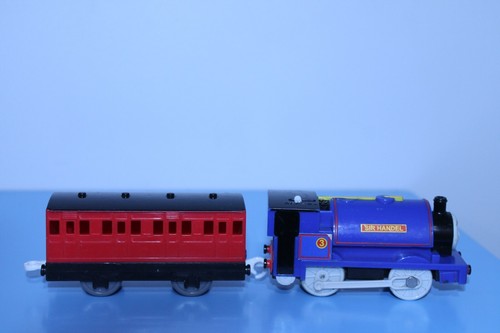 Thomas & Friends Trackmaster Train Sir Handel + Original Black Roof Coach HIT TOY - Bild 2 von 3