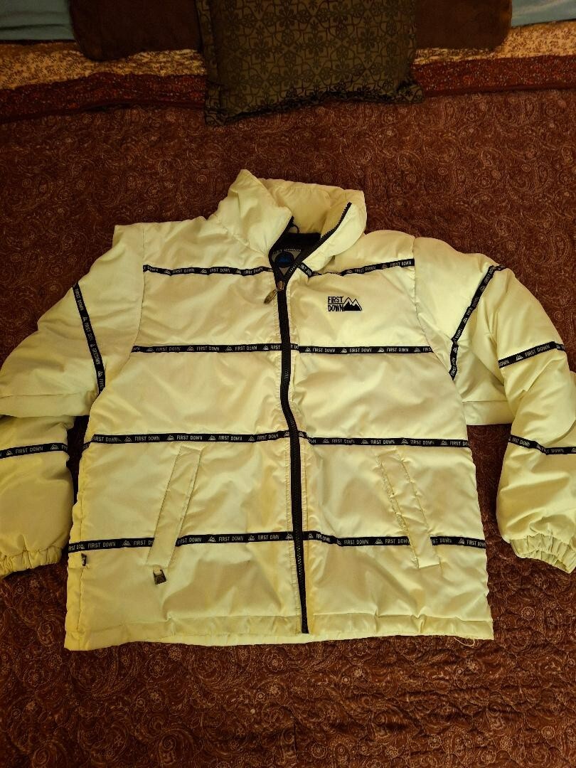 First Down Medium White Puffer Jacket - image 1