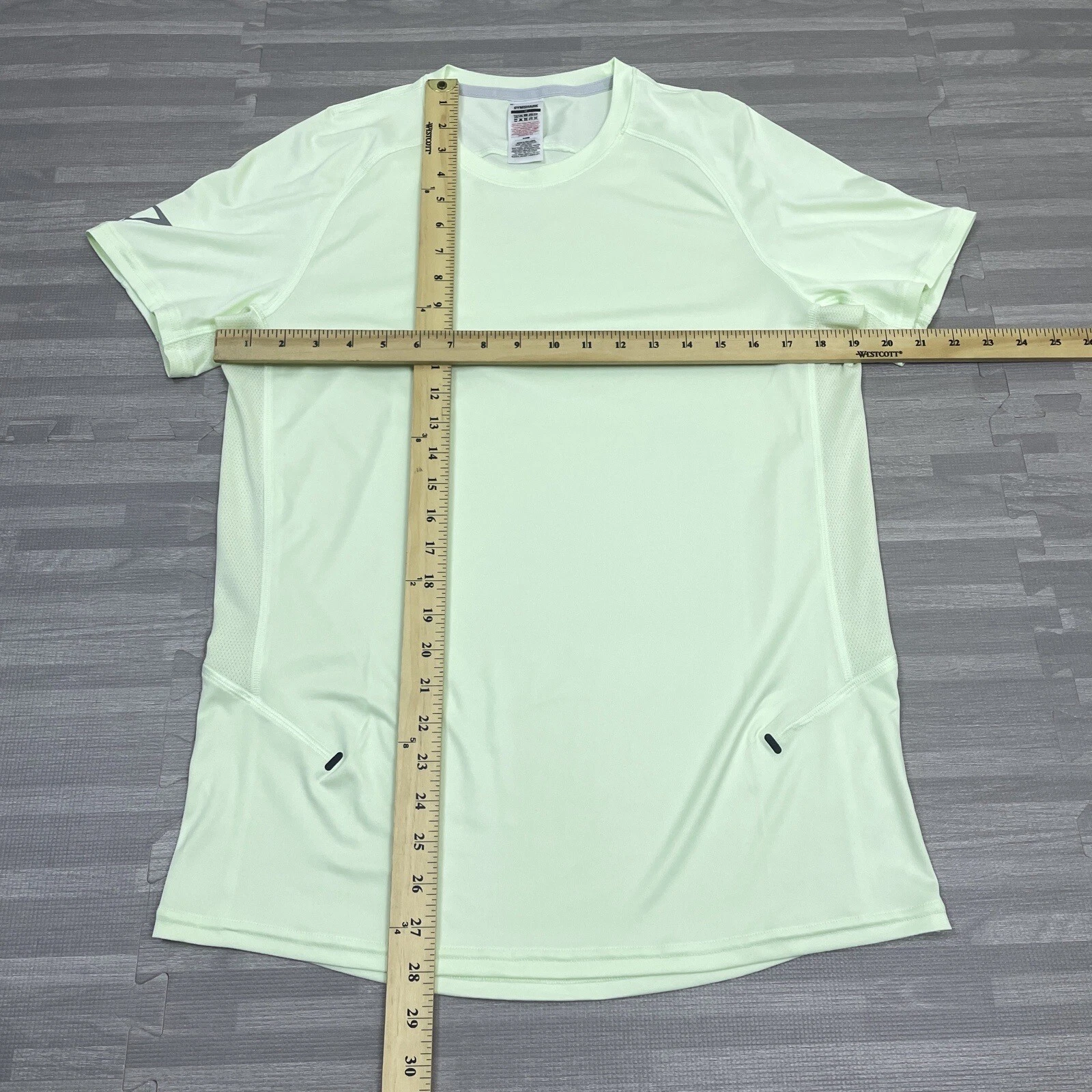 gymshark speed evolve light active shirt