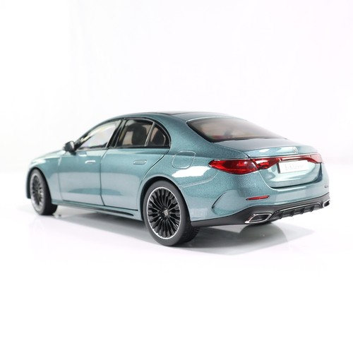 Mercedes-Benz E-Class W214 sedan AMG verde silver Scale Model 1:18 B66961118 NEW - Picture 4 of 10
