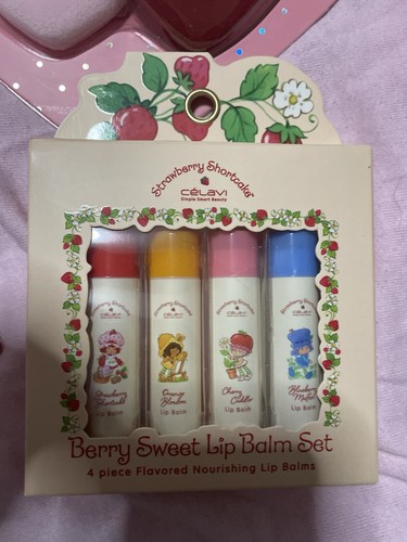 Strawberry Shortcake Celavi Beauty Large Lot Lip Balms Hair Brush Bows New - Afbeelding 7 van 11