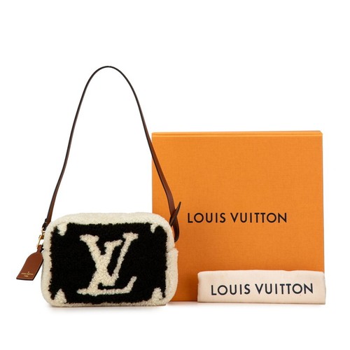 LOUIS VUITTON Monograma Peluche Playa Porche Bolsa M68599 Mujer 【Usado】 - Imagen 8 de 9