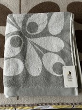 Orla Kiely Acorn Cup BATH SHEET BNWT