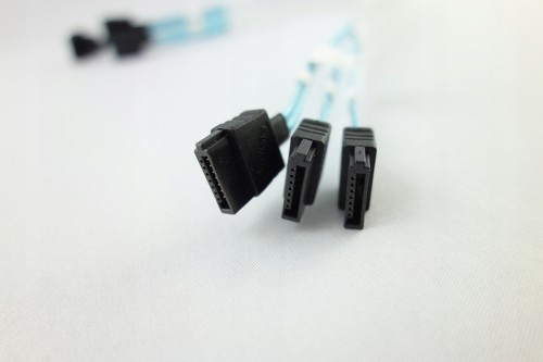 Dell PowerEdge C6100 Kabel 3.5 SATA 4MB Interposer DV4VY - Zdjęcie 4 z 7