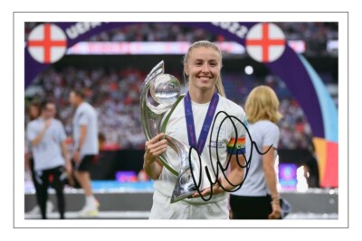 Rjr Prints Lucy Bronze Stampa autografica photo de Lucy Bronze England Lionesses, 15,2 x 10,2 cm, autografo prestampato, regalo