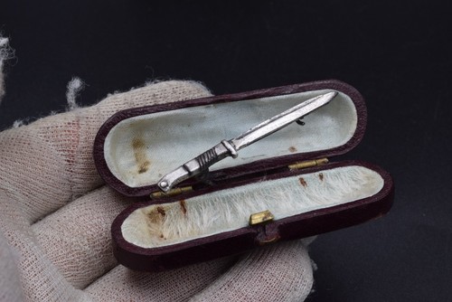 ANTIQUE Brooch soldier gift Germany russian Silver 84 or 835 Box pin WarII knife - Picture 10 of 21