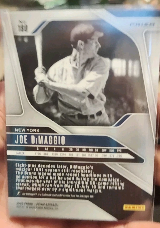Joe DiMaggio RARO REFRACTOR BRILLO BLANCO PRIZM TARJETA DE INVERSIÓN SSP MVP ROY COMO NUEVO Foto 3 de 4