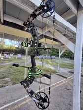 Bear Adapt 2 HP RTH - Right Hand - 70lbs - 27"-32" - MO Bottomland - AV65A730B7R