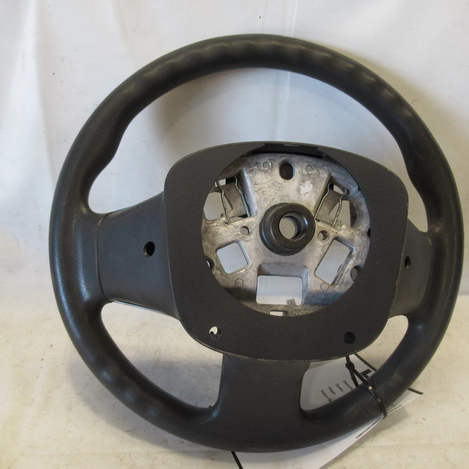 2017 日产 NV 200 方向盘带控制原始设备制造商 — 第 2/3 张图片