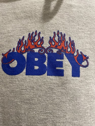 Obey Flames Men’s Gray Hoodie. Size Small