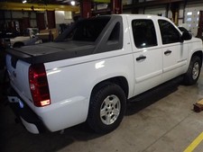 Chevrolet Avalanche 1500 2007 Tonneau Cover 0414 Chevrolet Avalanche 1500 2007 Tonneau Cover 0414