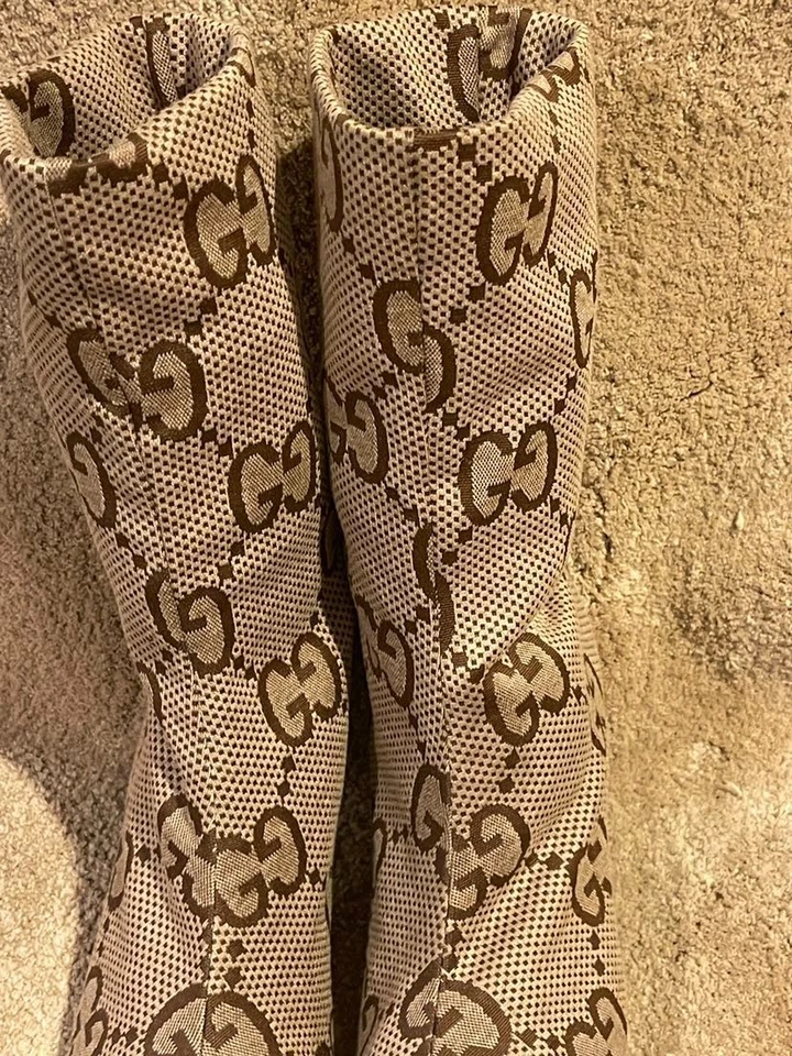 Gucci Vintage Brown And Beige GG Monogram Canvas Pointed Toe Ankle Boots - Image 4 of 4
