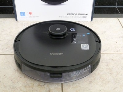 Ecovacs Deebot OZMO 950 kabelloser Roboter-Staubsauger - Schwarz