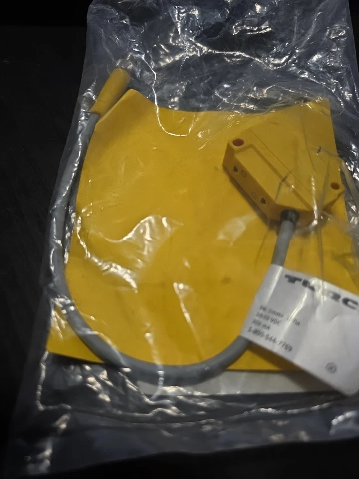 TURCK Inductive Proximity Sensor BI5U-Q12-AP6X2-0.2-PSG 3M / S1154 BI5U-Q12 3M - Image 4 of 4