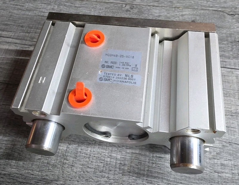 MGQM40-25-XC18 SMC Guided Compact Cylinder NEW!