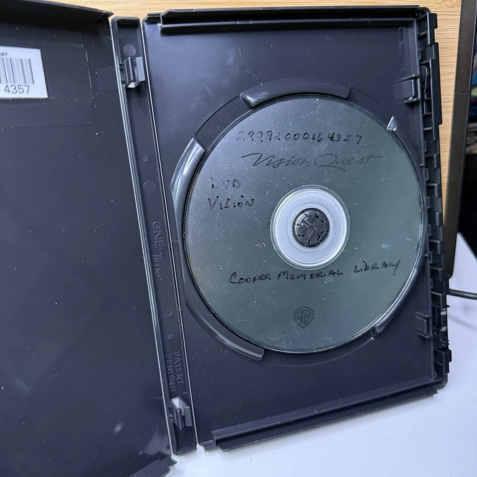 VISION QUEST DVD 1985 Matthew Modine, Linda Fiorentino Possible Signature - Image 2 of 2