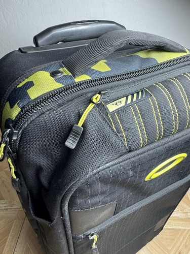 Oakley Black Long Weekend Carry On Roller ONE SIZE - Picture 10 of 23