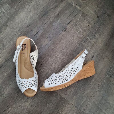 Spring Step White “Footsie” Wedge Sandal Laser-Cut Leather Euro 40 US 