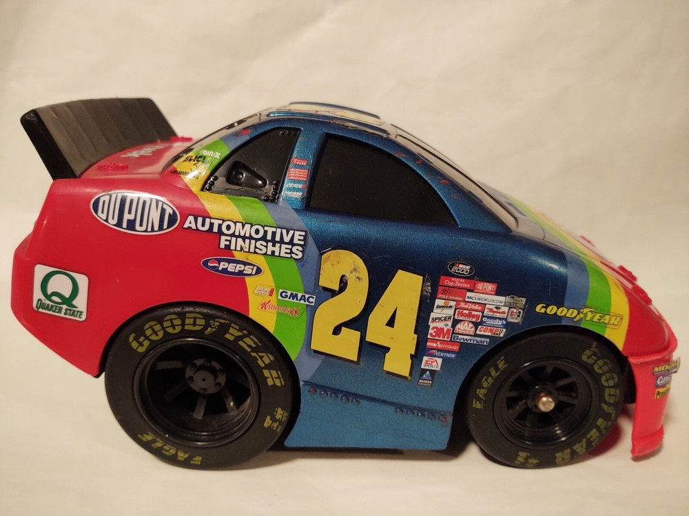 Vintage 1999 Hasbro Jeff Gordon RC NASCAR Race Car #24 Tonka Untested No Remote