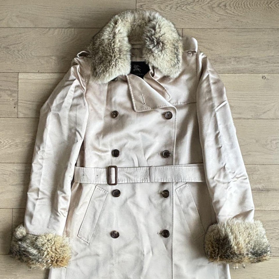 Burberry London Trench Coat Beige Women Size Asian Fit 38 with Fur from