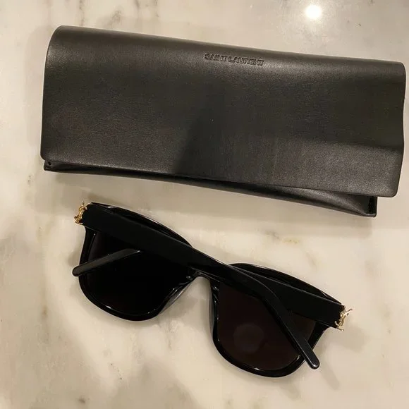 YSL Saint Laurent SL M106