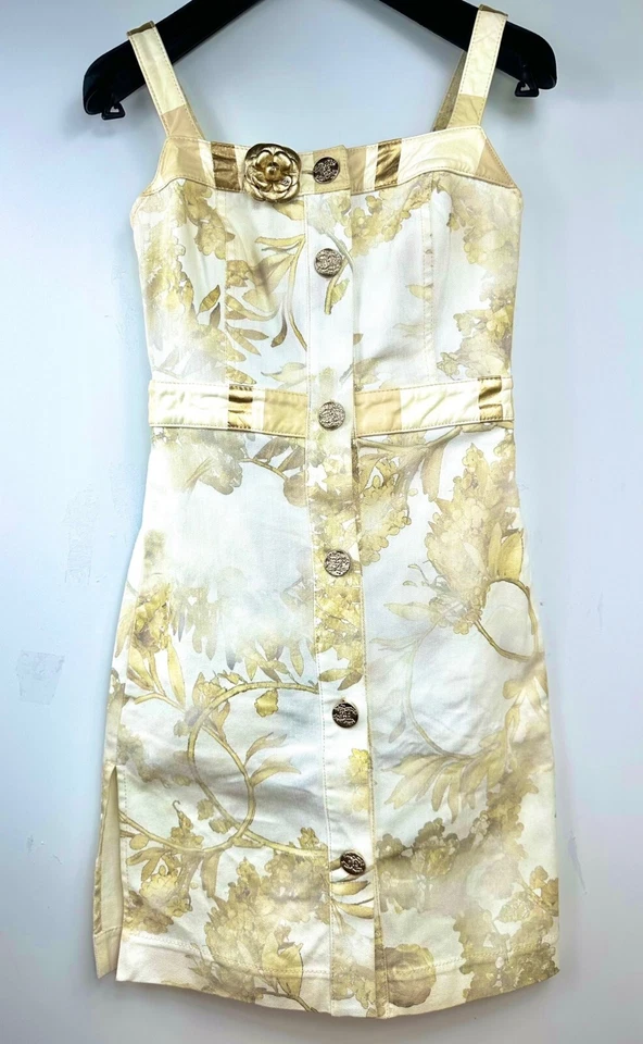 5K Chanel 2018 Greece White Denim Gold Leather Mini Dress 34 36 2 4 Logo 18c S - Image 2 of 4